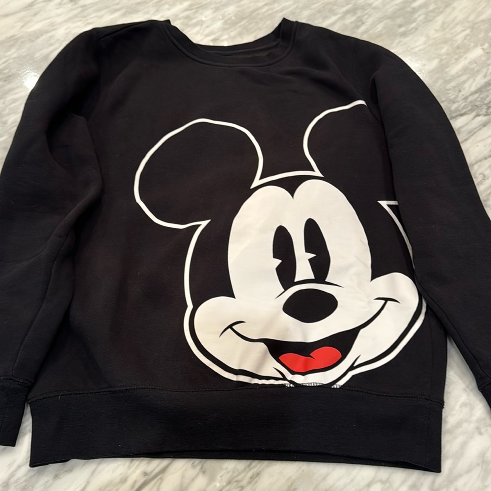 Disney Shanghai Mickey Mouse black sweatshirt size XS